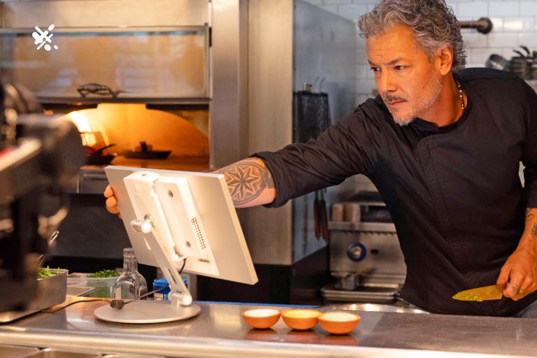 Clover POS system in a pizzeria